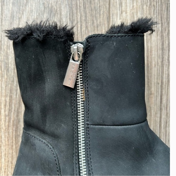 J/Slides Henley Platform Leather Boots | 8 - Picture 5 of 9